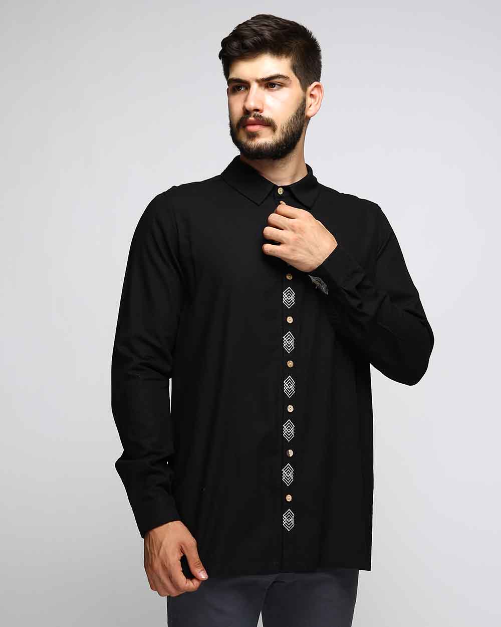 پیراهن مه زاد