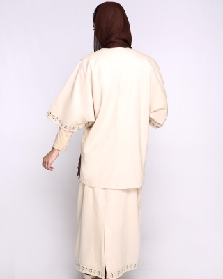 عبا دامن ژاله