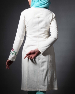 مانتو زیبار