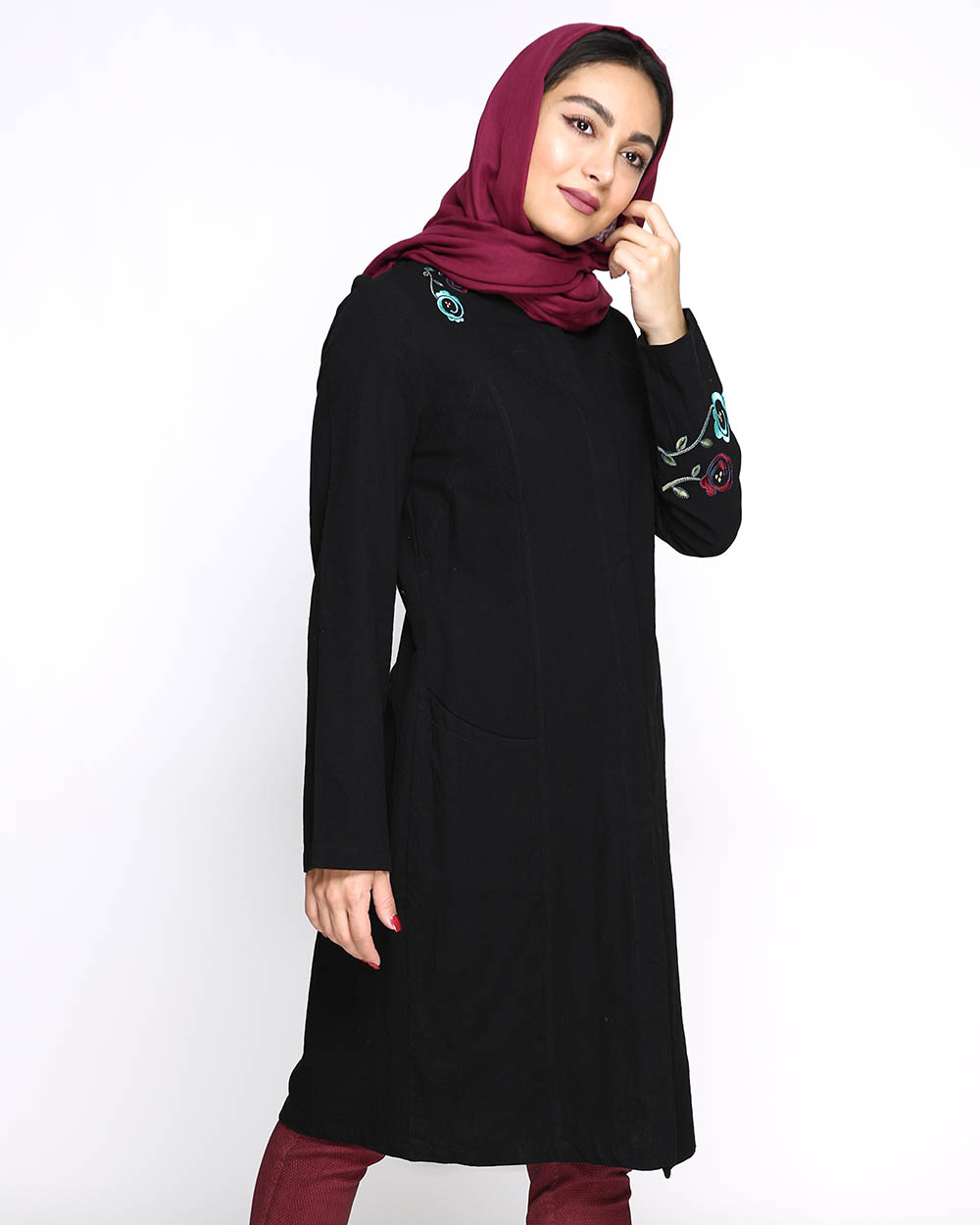 مانتو زیبار