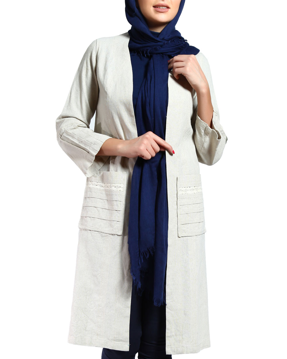 مانتو فروردین