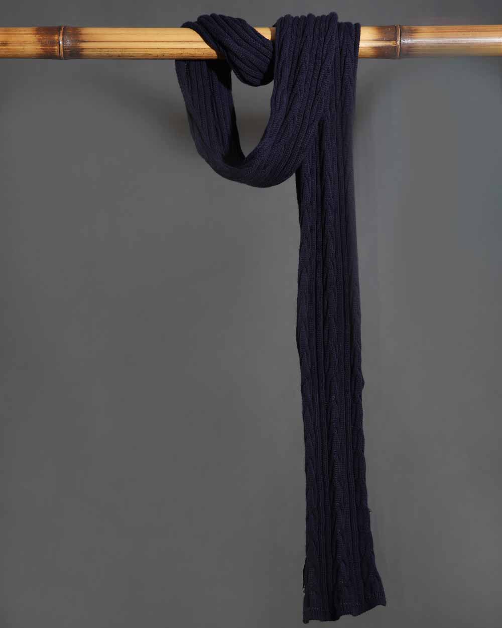 شال گردن گیس بافت