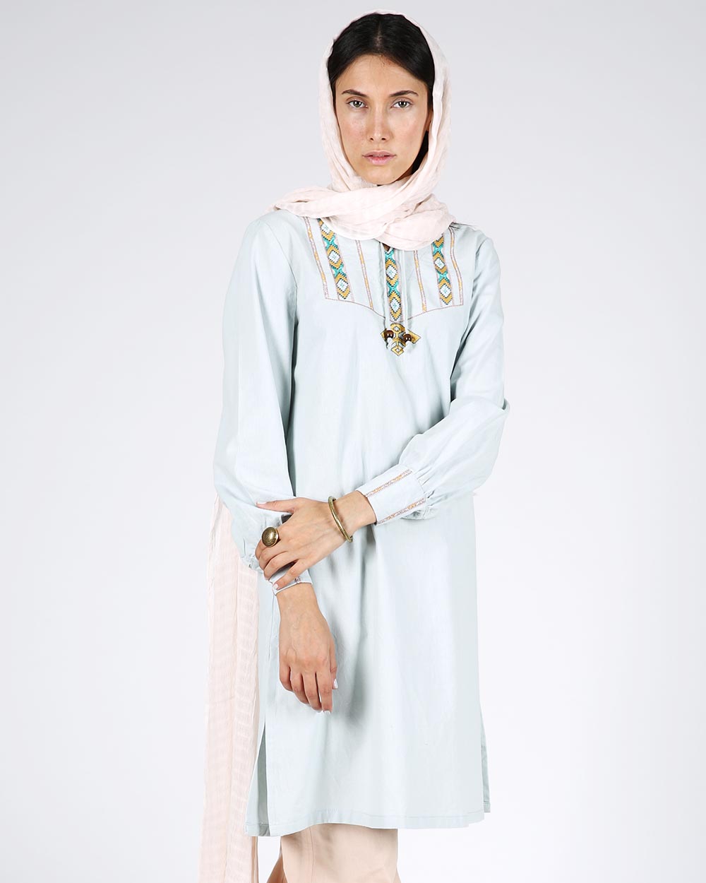 مانتو سیستن