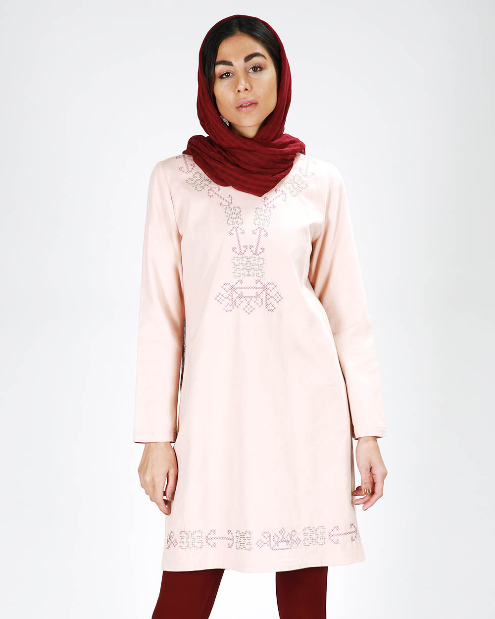 مانتو آدینا