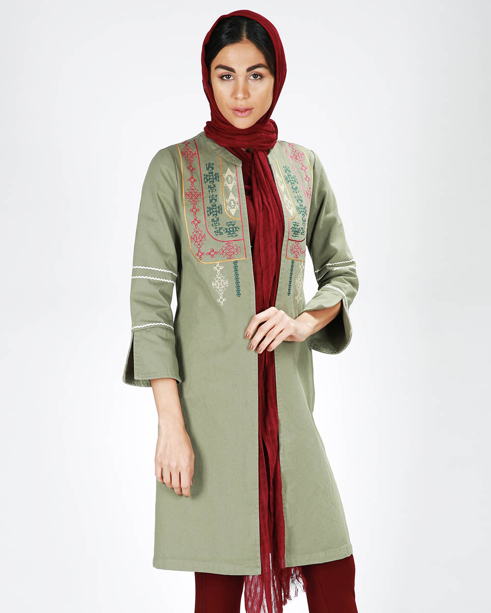 مانتو آریسان