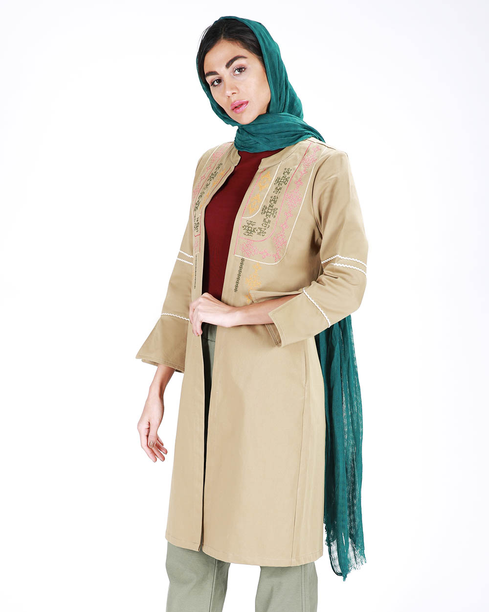 مانتو آریسان