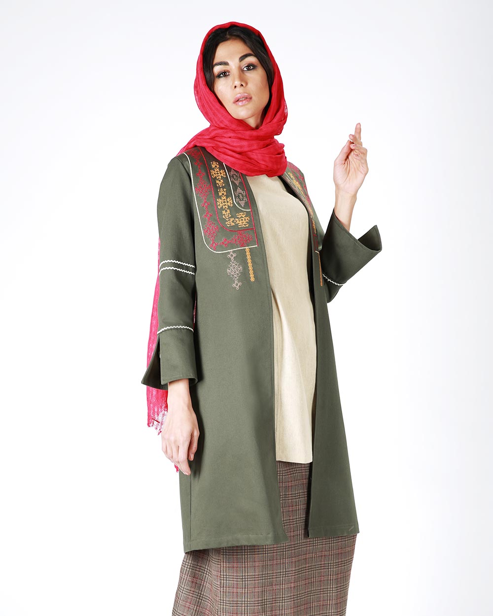 مانتو آریسان