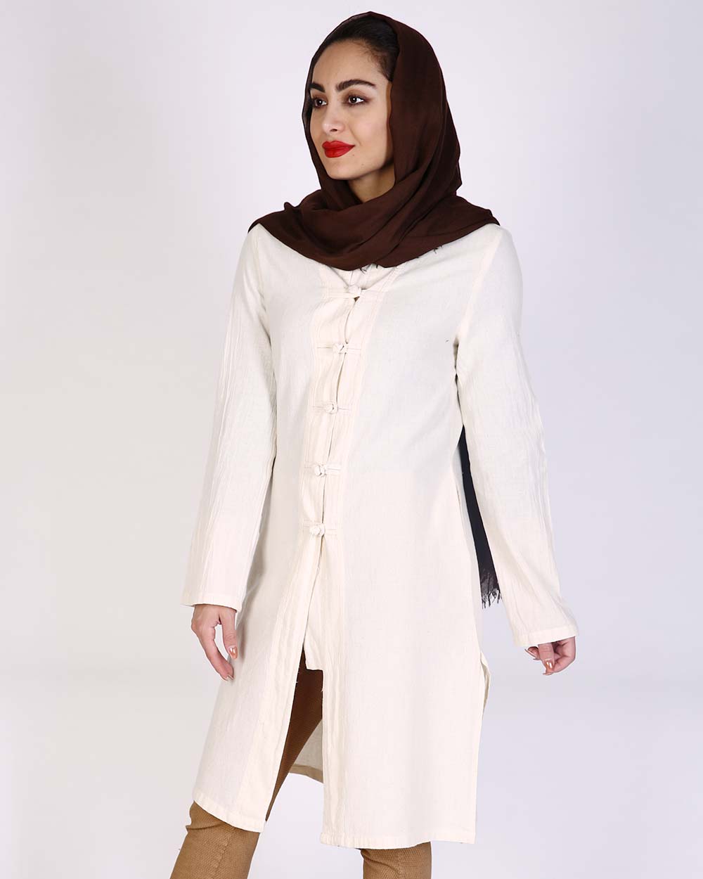 مانتو جلو باز دکمه تایچی