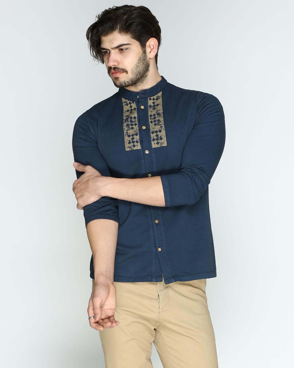 پیراهن آشور