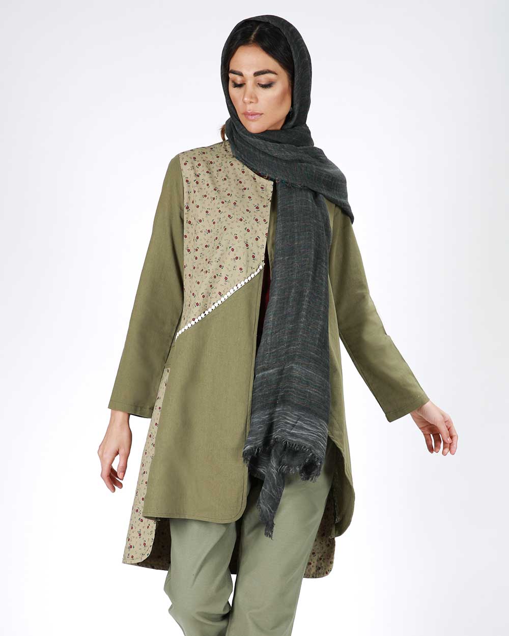 مانتو بینالود