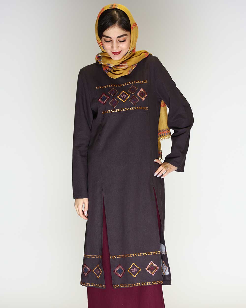 مانتو سزاواران