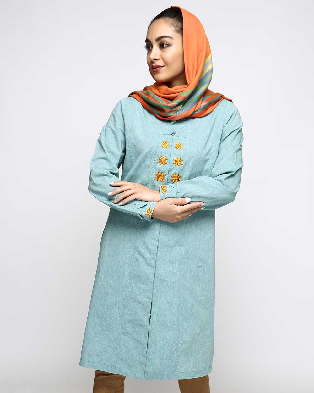 مانتو پرنیا