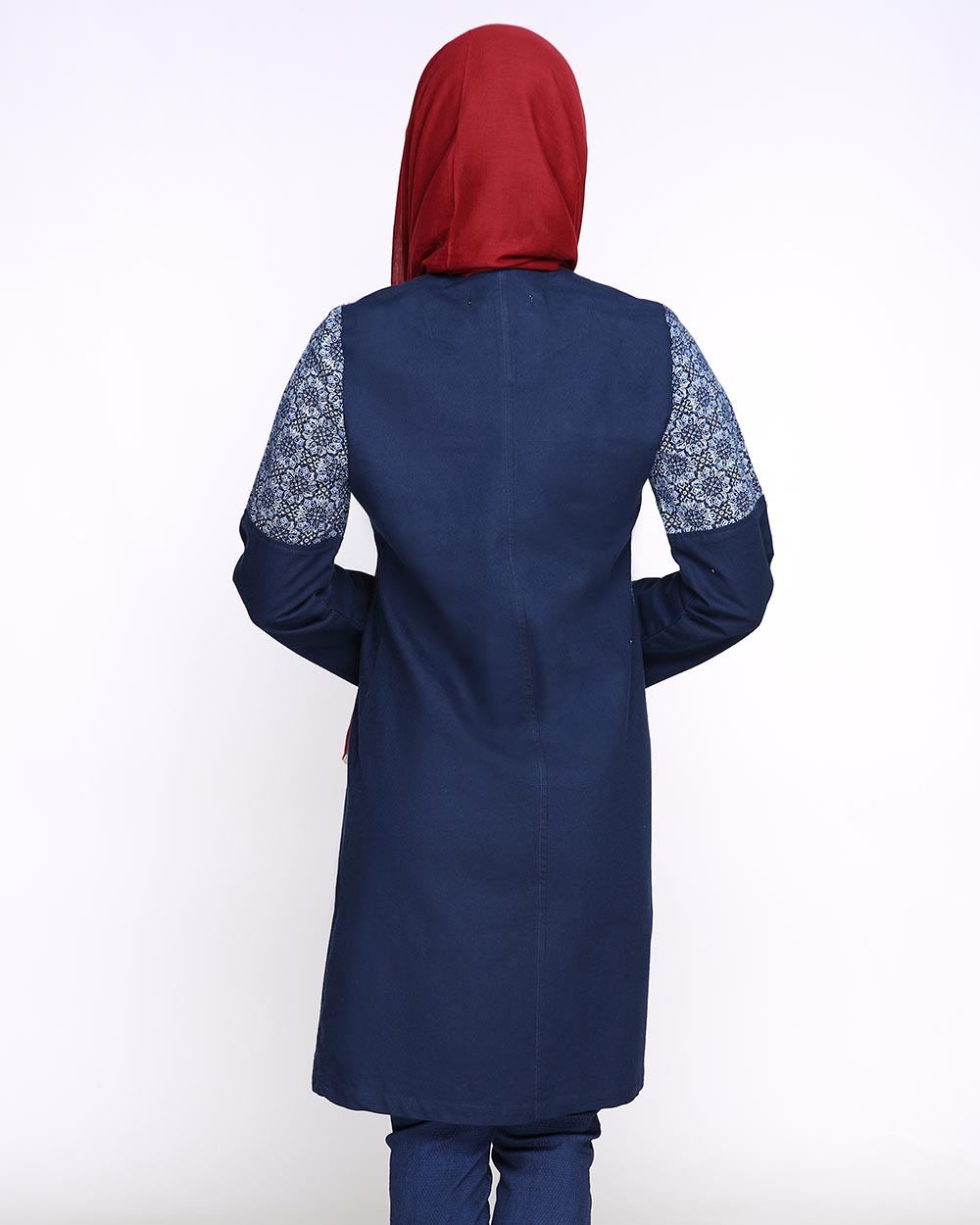 مانتو نازلی