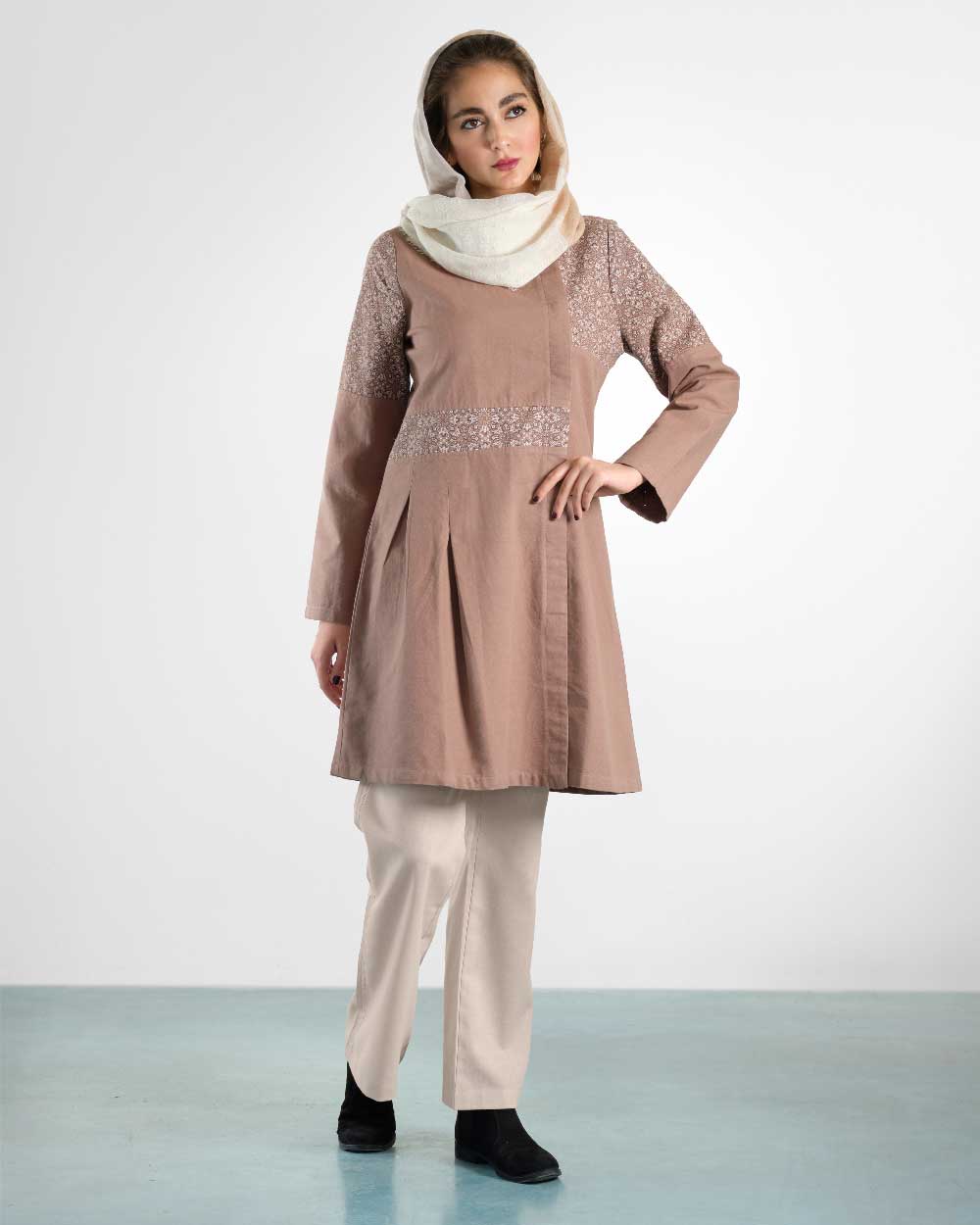 مانتو نازلی