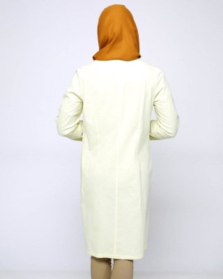 مانتو فروردین