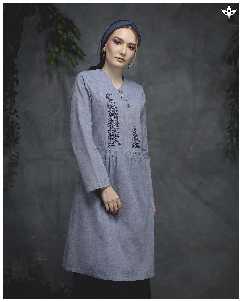 مانتو جلو چین دار