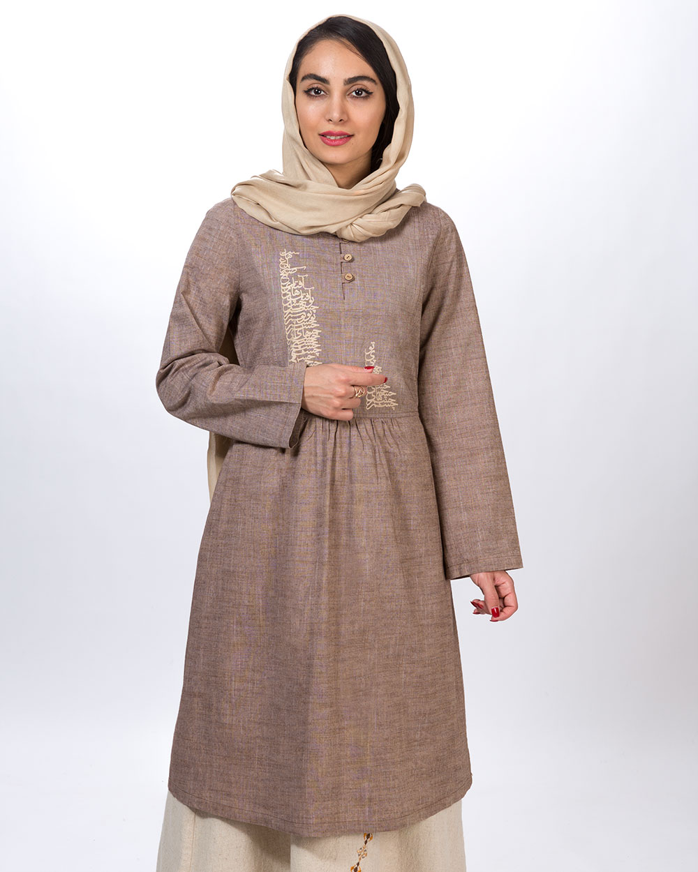 مانتو جلو چین دار