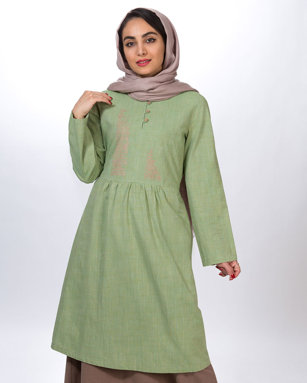 مانتو جلو چین دار