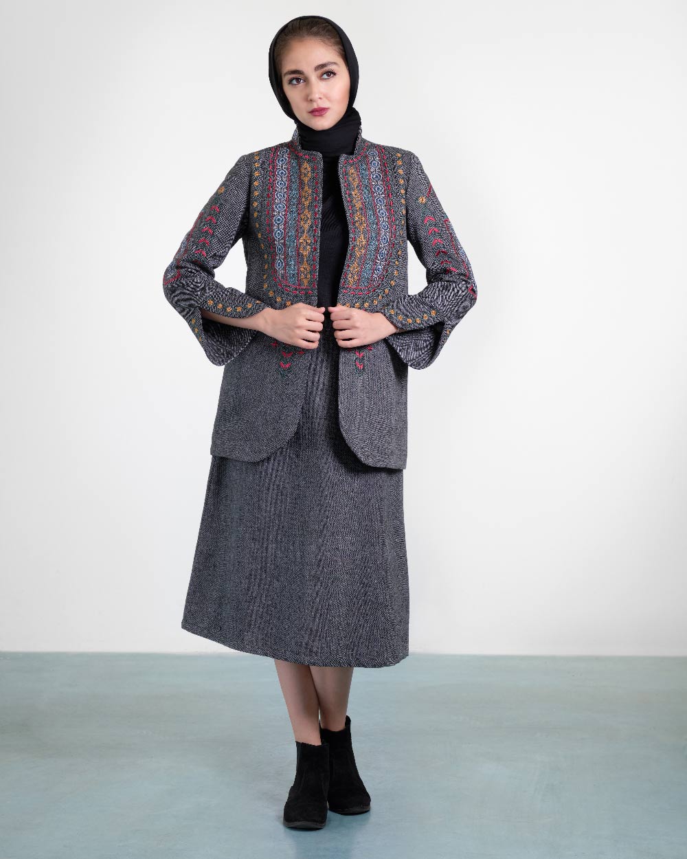 V-کت دامن تمنا