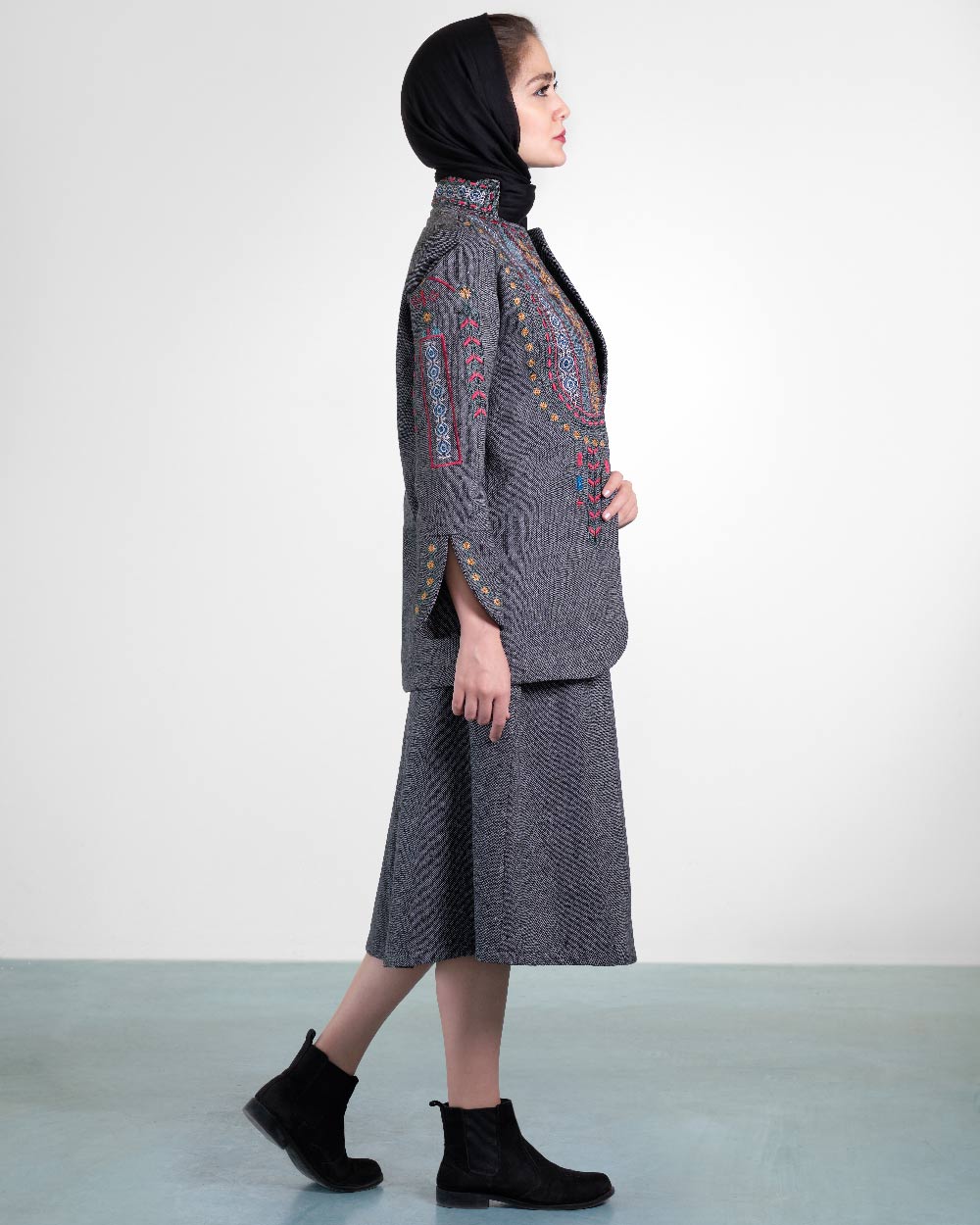 V-کت دامن تمنا