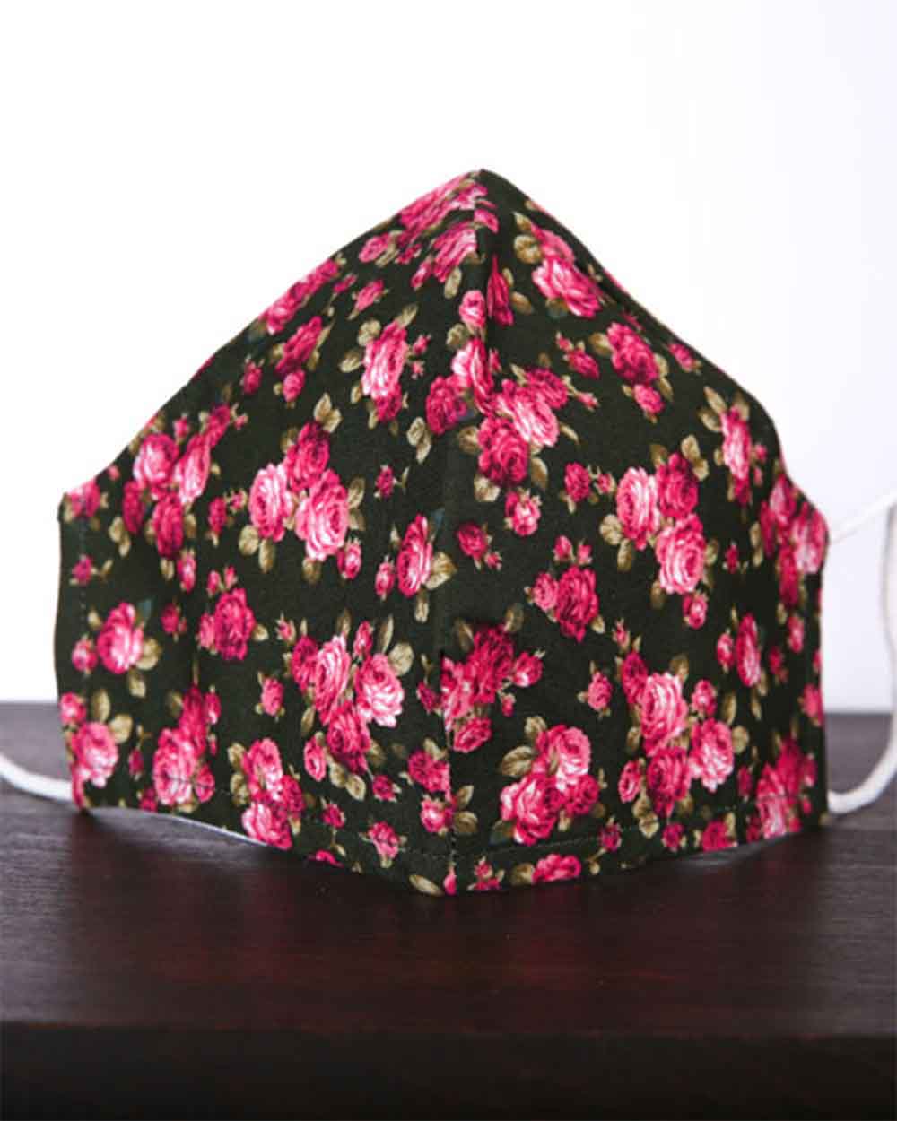 ماسک پارچه ای طرحدار