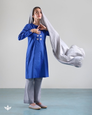 مانتو پرنیا