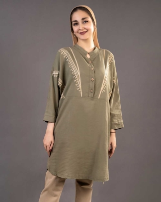 مانتو چکامه