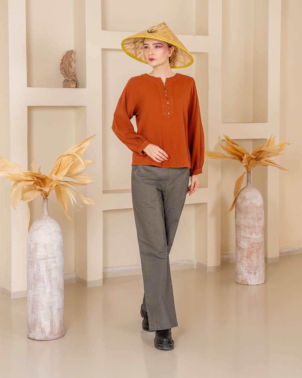 بلوز دلاریس