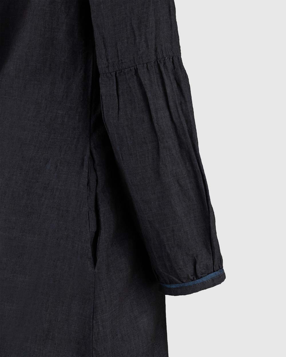 مانتو سروناز