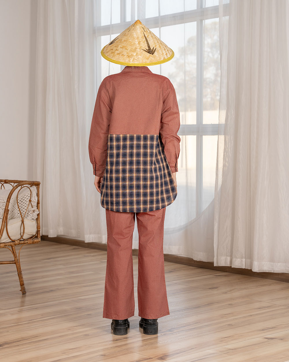 مانتو آنوشا