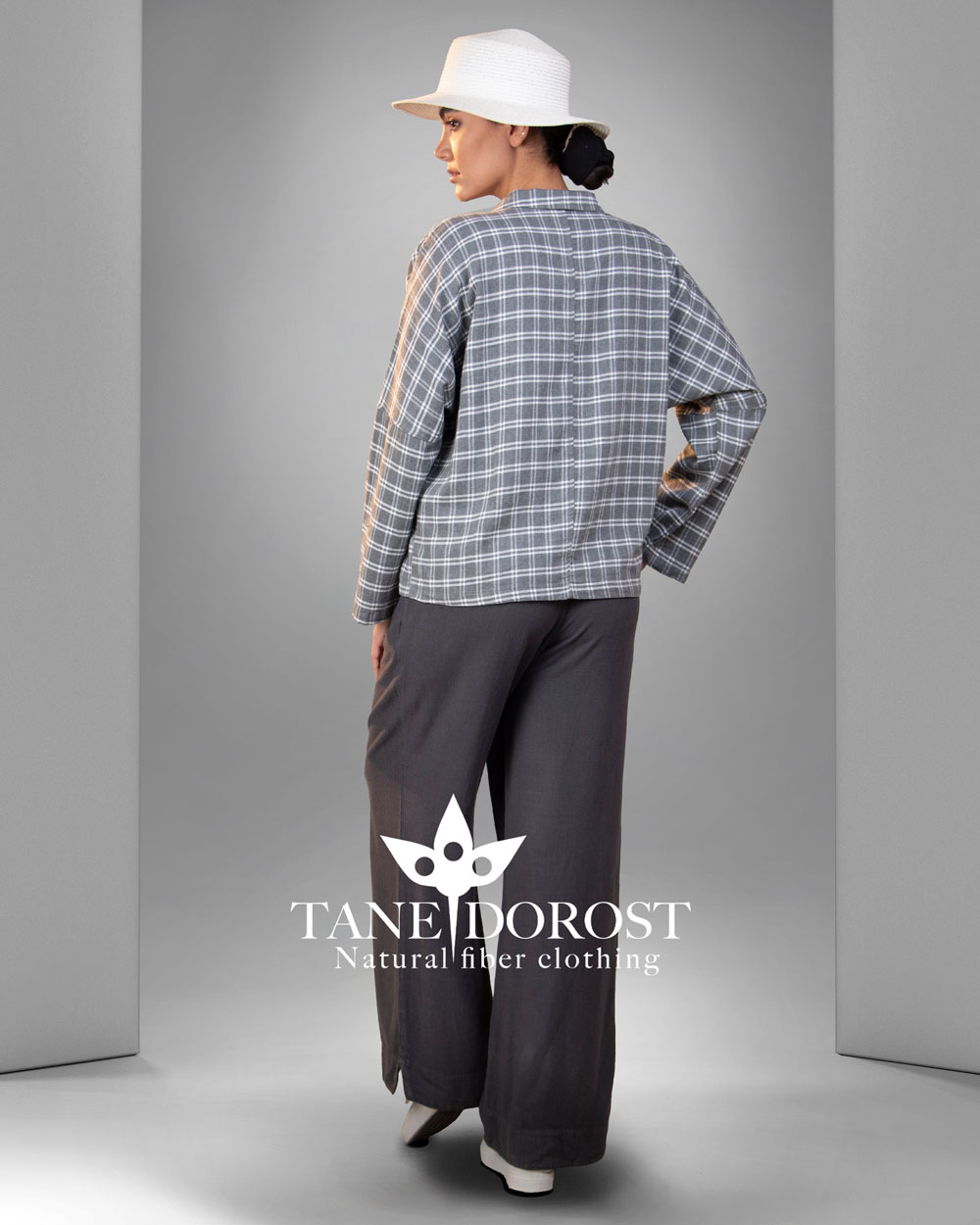 بلوز نازیلا