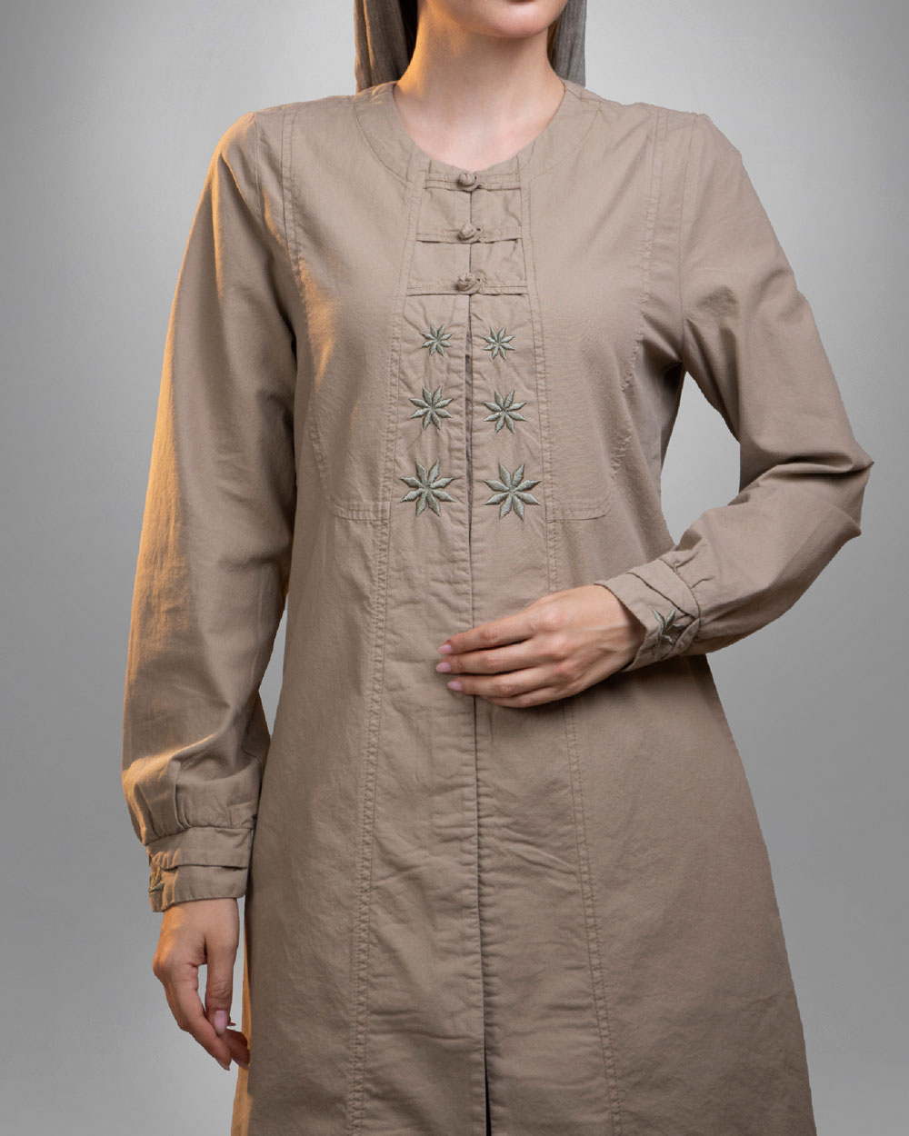 مانتو پرنیا