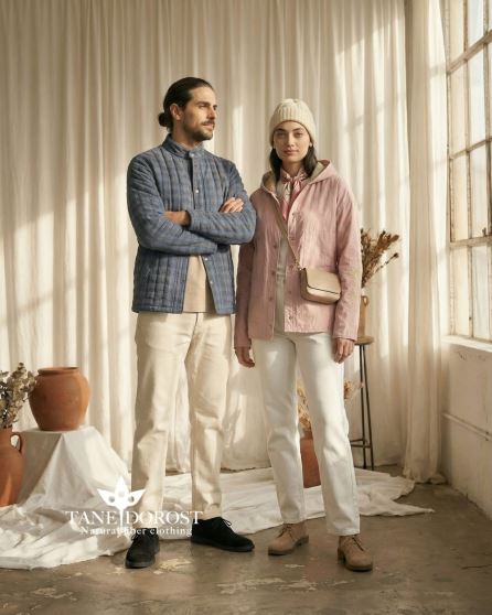 کاپشن خاک گرم